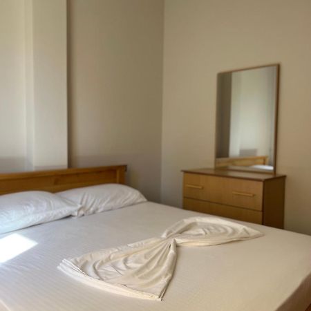 Kamberi Hotel & Apartments Велипойе Экстерьер фото