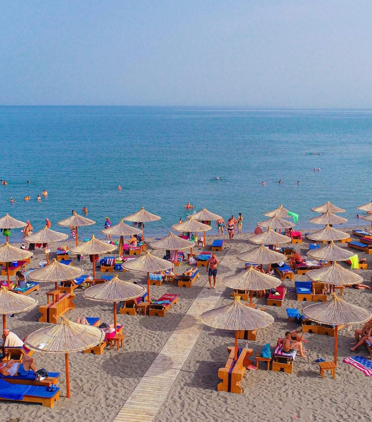 Kamberi Hotel & Apartments Велипойе Экстерьер фото